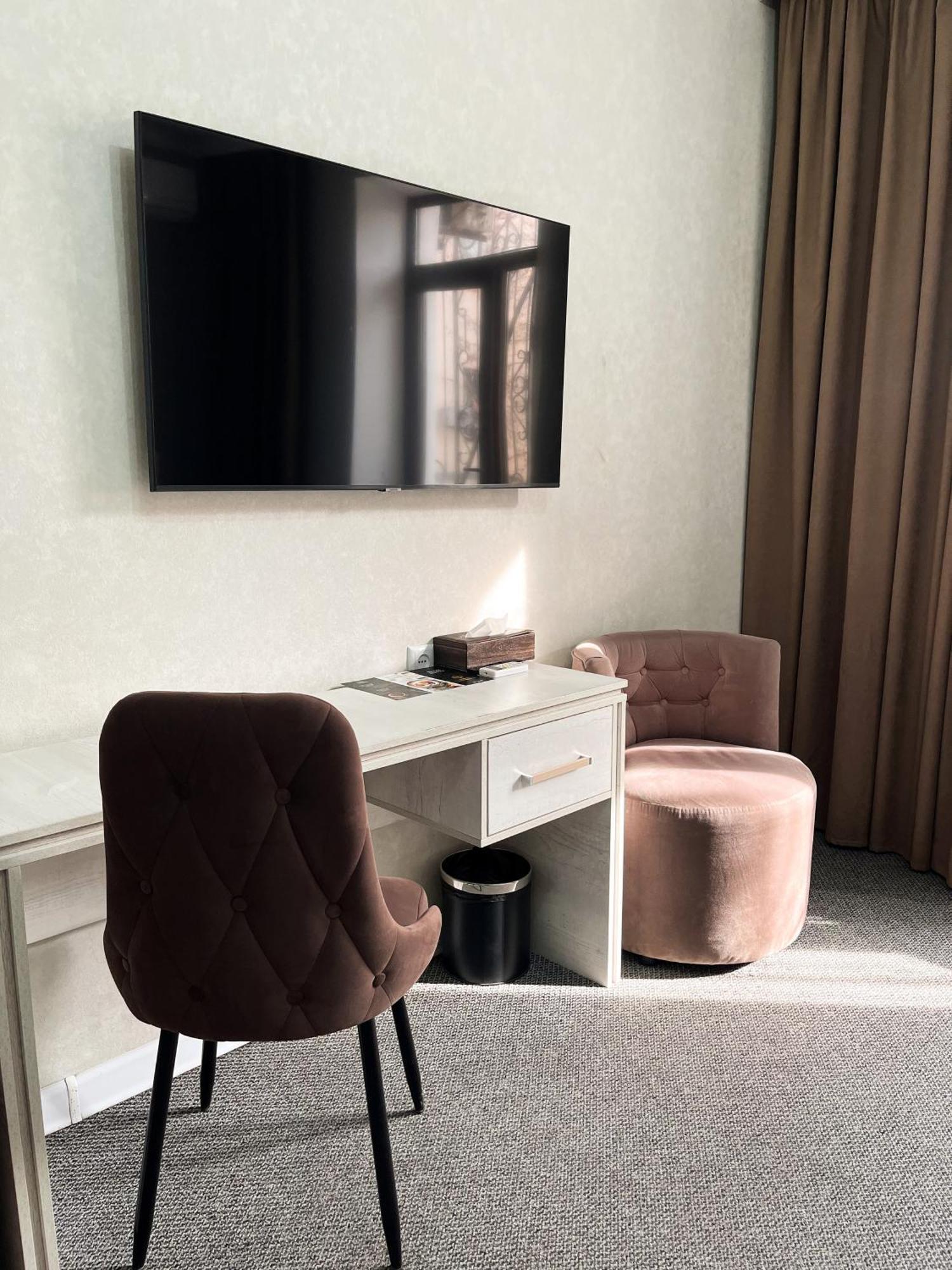 Hotel Fn シムケント エクステリア 写真